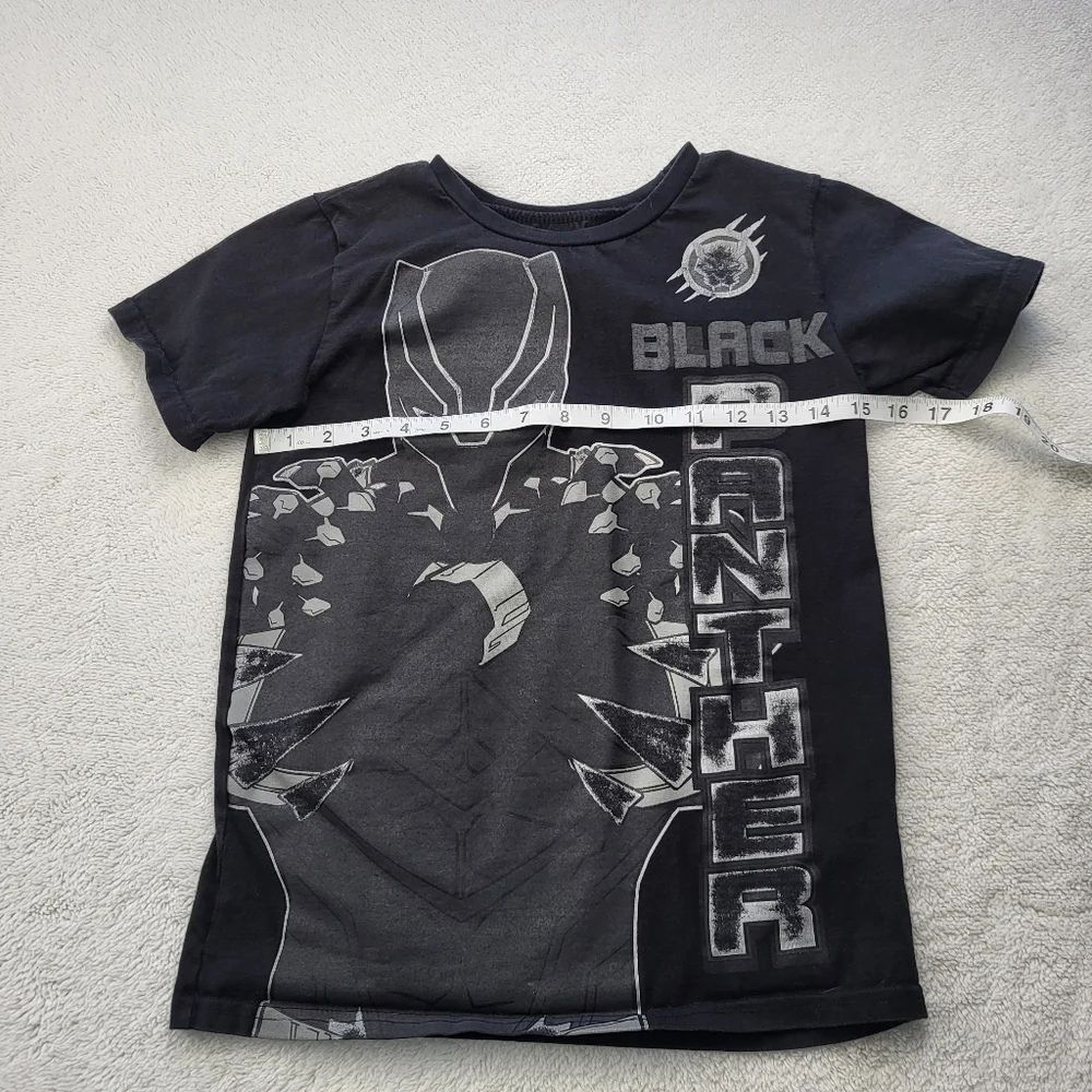 Avenger Black Panther Super Hero Teeshirt Youth Size 10/12 Color Black
